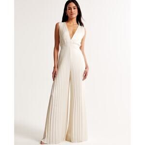 Abercrombie & Fitch The Giselle Pleated Jumpsuit A&F Satin Wide Leg V-Neck White
